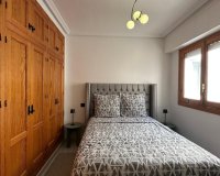 Herverkoop - Appartement -
Torrevieja - Centro