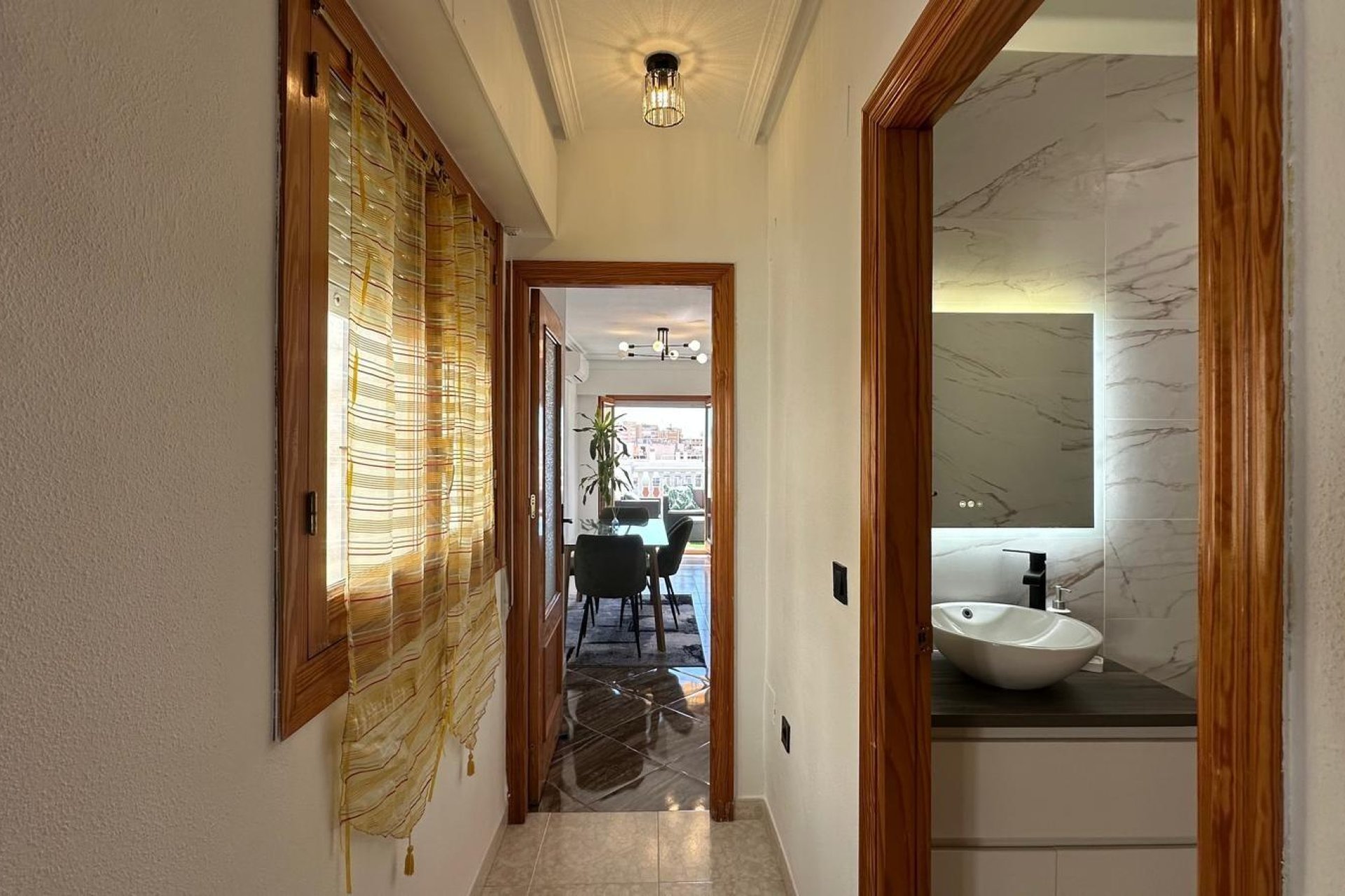 Herverkoop - Appartement -
Torrevieja - Centro