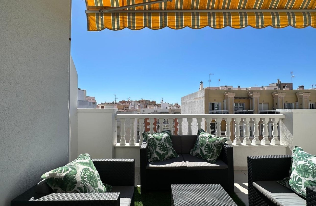Herverkoop - Appartement -
Torrevieja - Centro