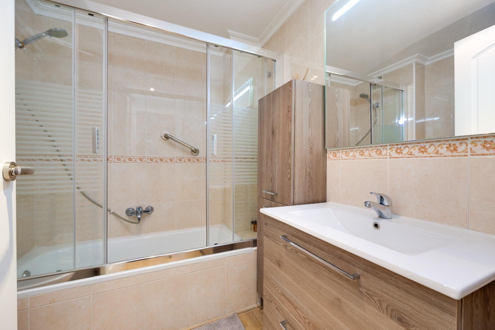 Herverkoop - Appartement -
Torrevieja - Centro