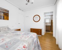 Herverkoop - Appartement -
Torrevieja - Centro