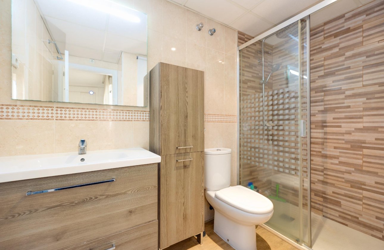 Herverkoop - Appartement -
Torrevieja - Centro