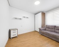 Herverkoop - Appartement -
Torrevieja - Centro