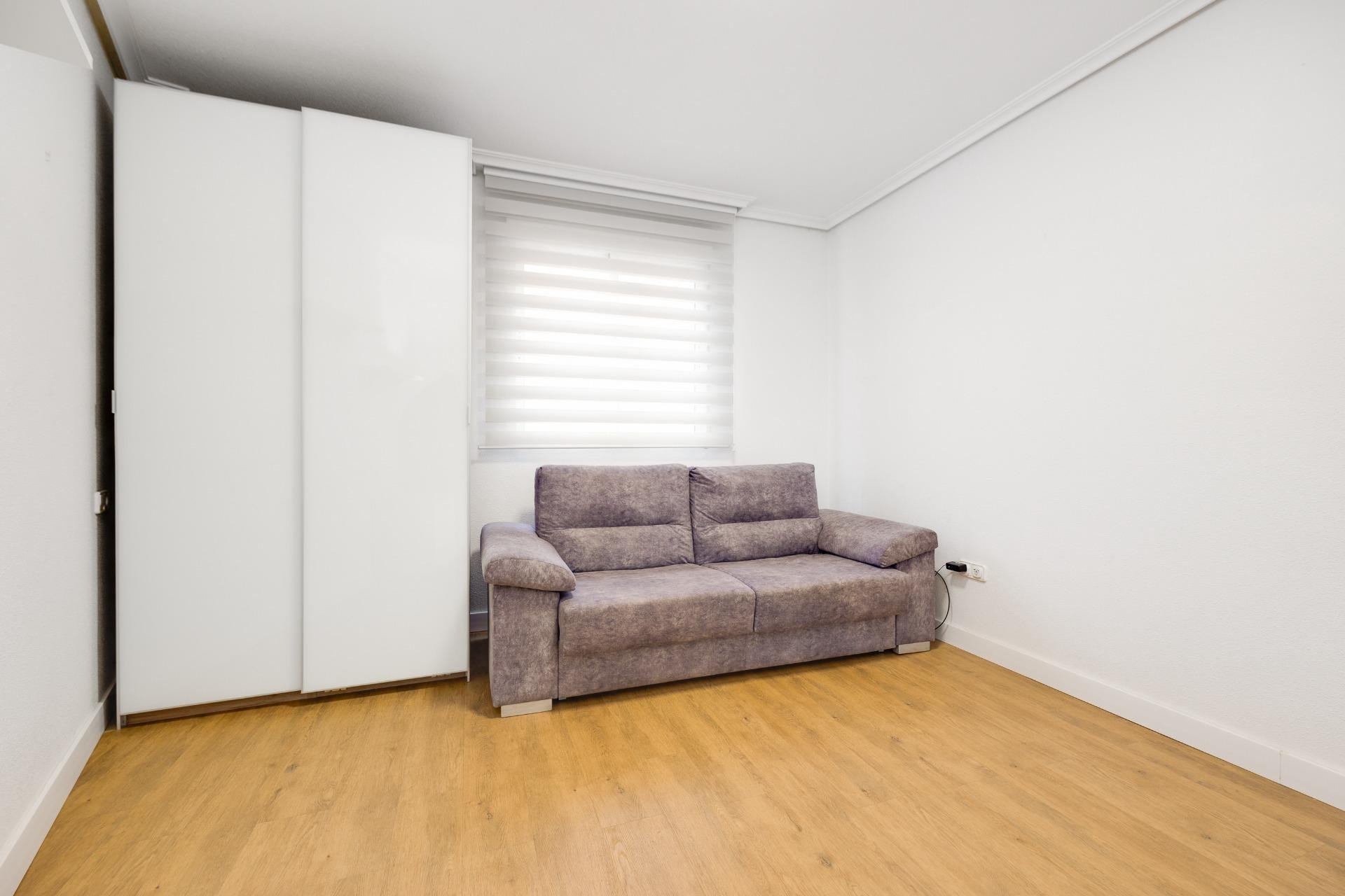 Herverkoop - Appartement -
Torrevieja - Centro