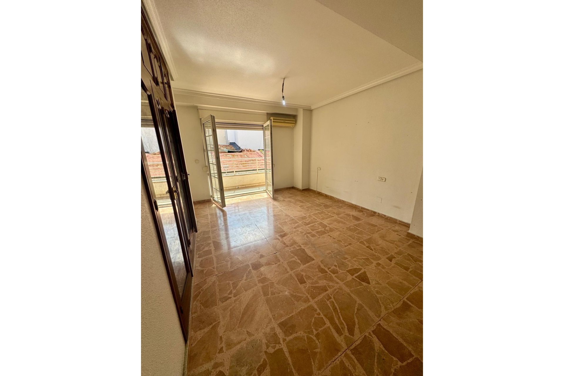 Herverkoop - Appartement -
Torrevieja - Centro