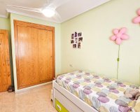 Herverkoop - Appartement -
Torrevieja - Centro