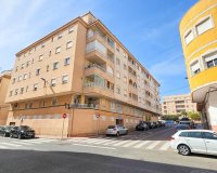 Herverkoop - Appartement -
Torrevieja - Centro