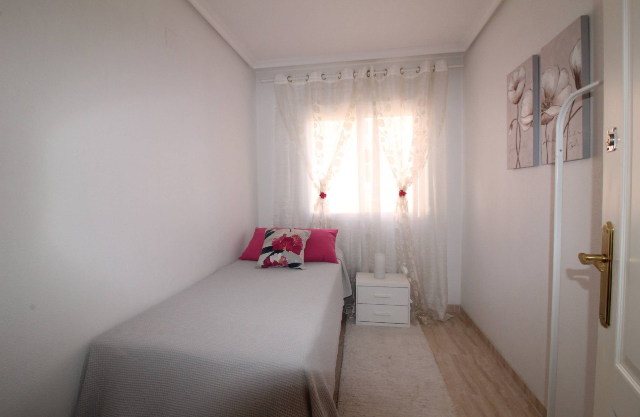 Herverkoop - Appartement -
Torrevieja - Centro