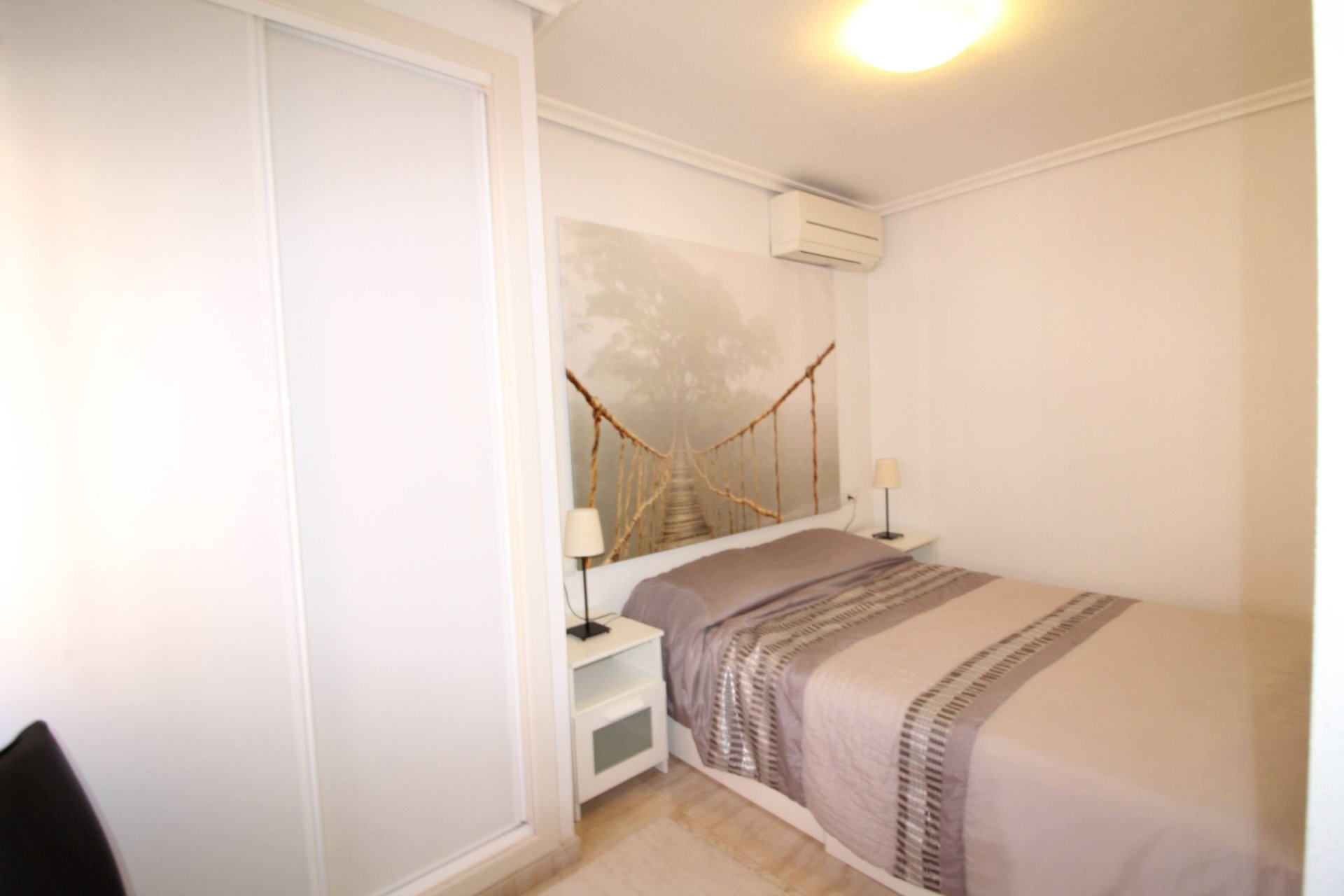Herverkoop - Appartement -
Torrevieja - Centro