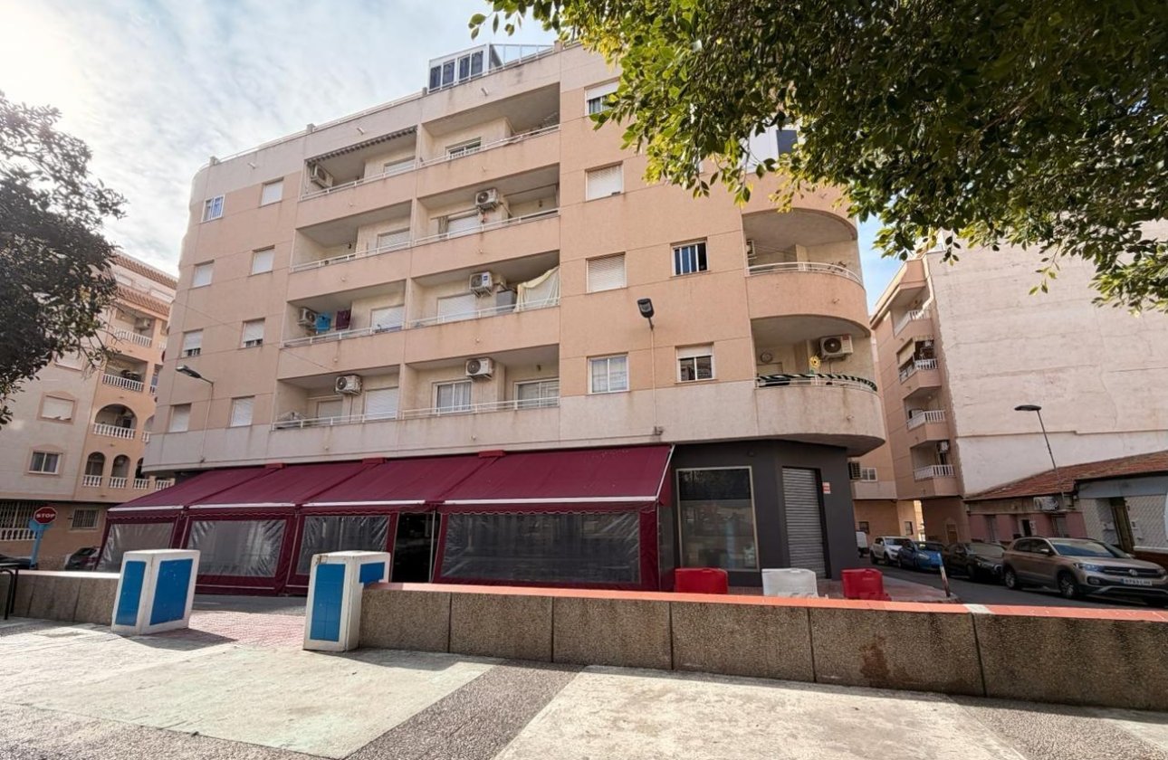 Herverkoop - Appartement -
Torrevieja - Centro