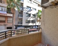 Herverkoop - Appartement -
Torrevieja - Centro