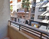 Herverkoop - Appartement -
Torrevieja - Centro