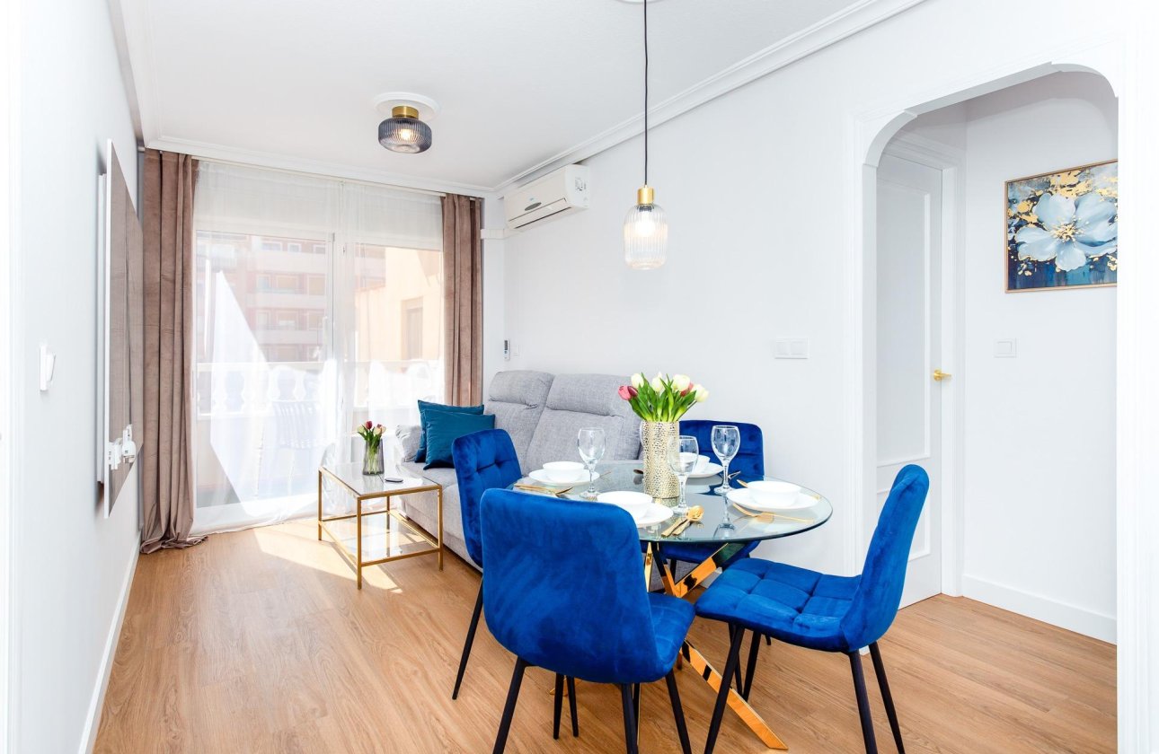 Herverkoop - Appartement -
Torrevieja - Centro