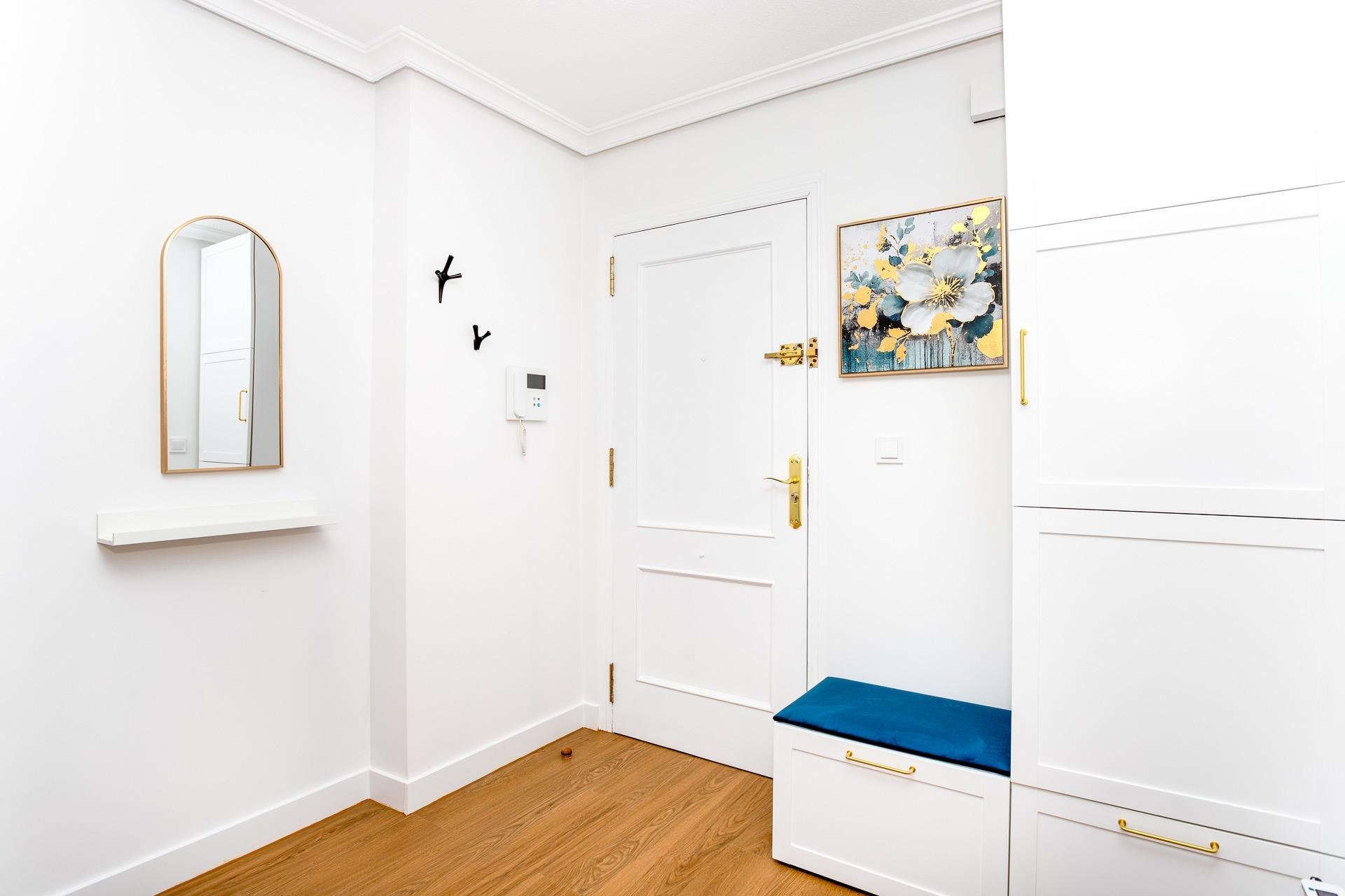 Herverkoop - Appartement -
Torrevieja - Centro