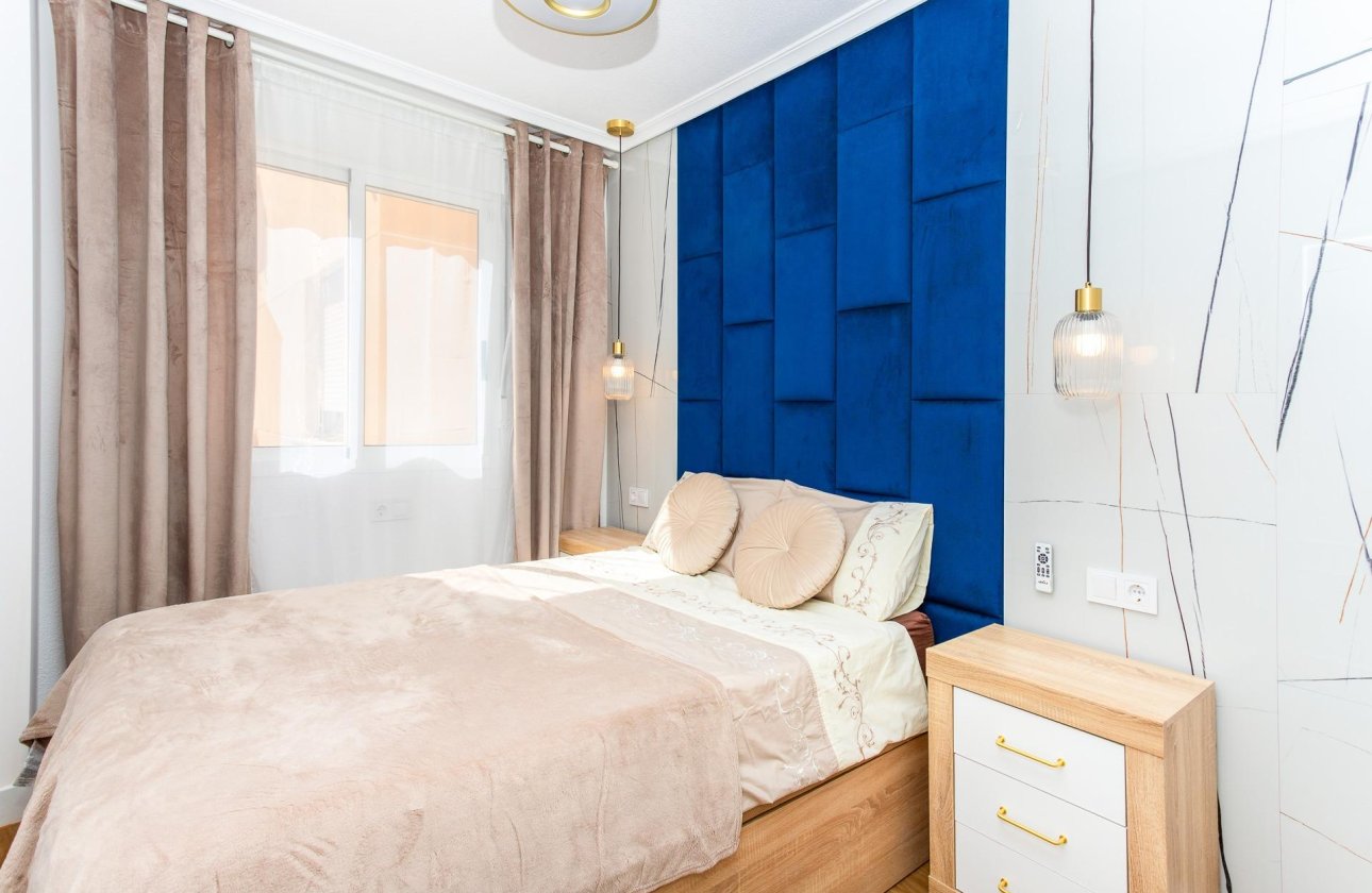 Herverkoop - Appartement -
Torrevieja - Centro