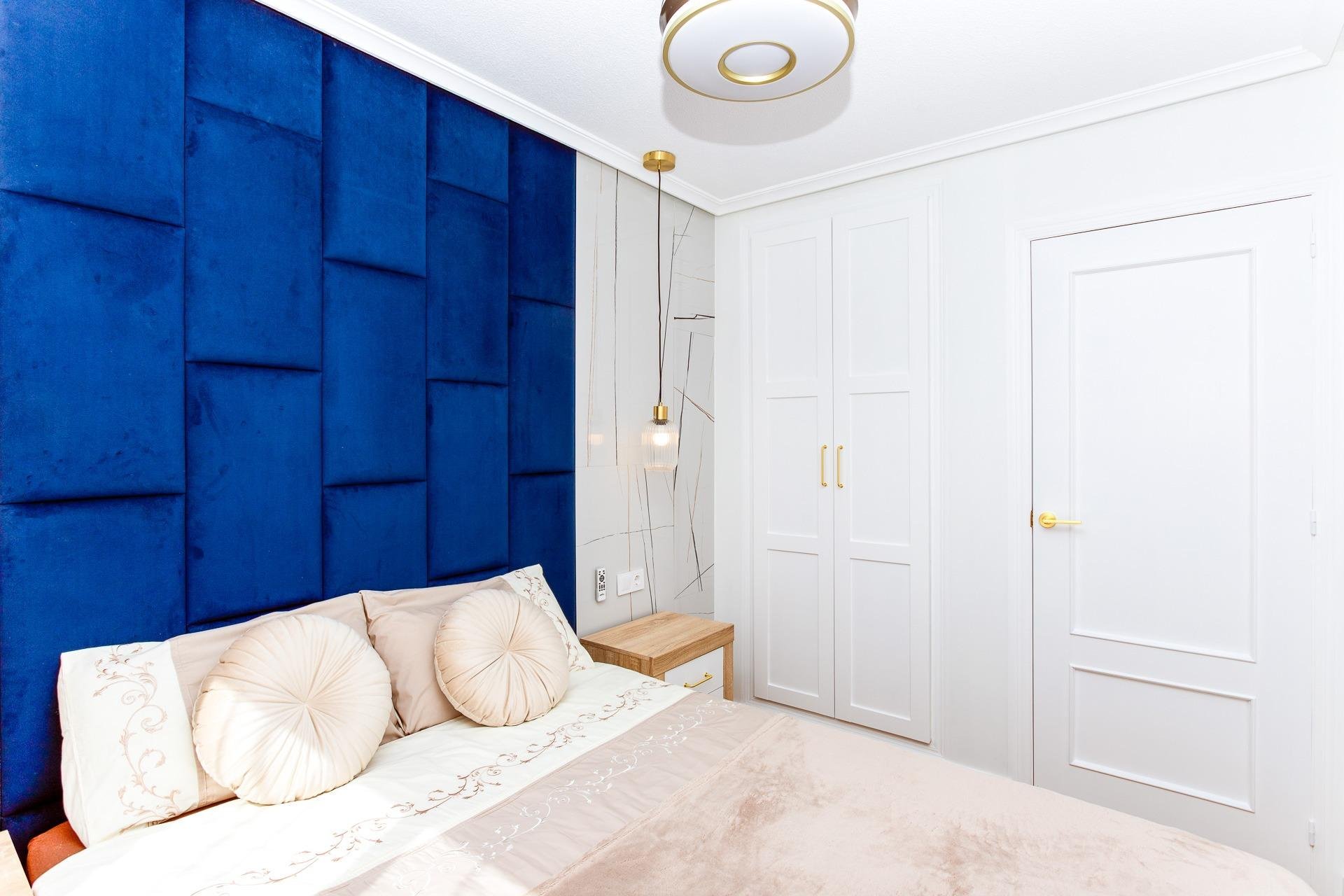Herverkoop - Appartement -
Torrevieja - Centro