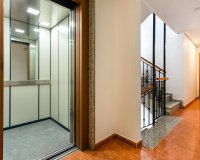 Herverkoop - Appartement -
Torrevieja - Centro