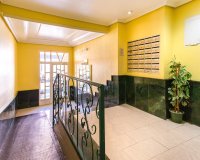 Herverkoop - Appartement -
Torrevieja - Centro