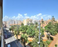Herverkoop - Appartement -
Torrevieja - Centro