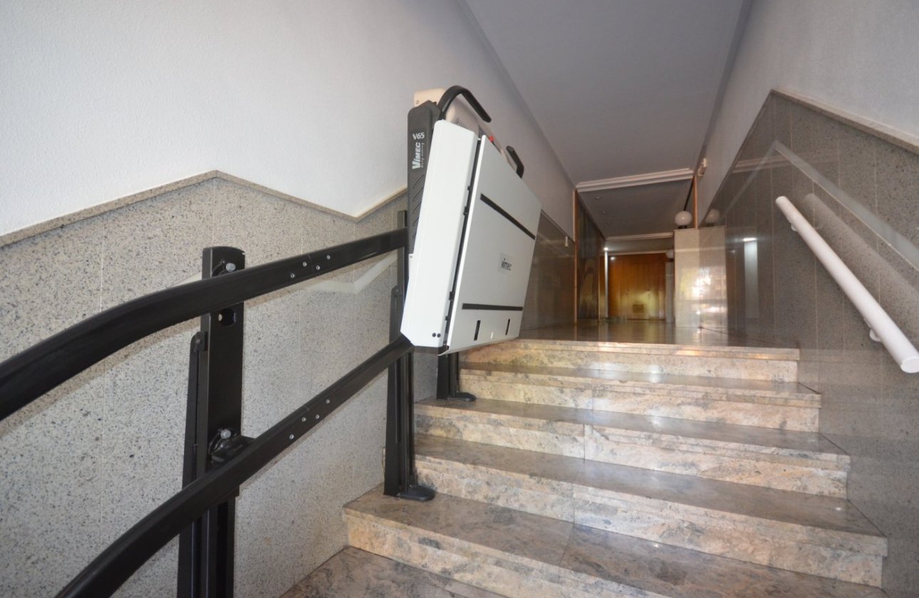 Herverkoop - Appartement -
Torrevieja - Centro