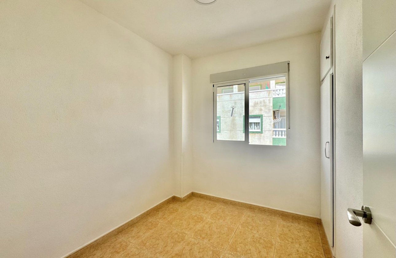 Herverkoop - Appartement -
Torrevieja - Centro