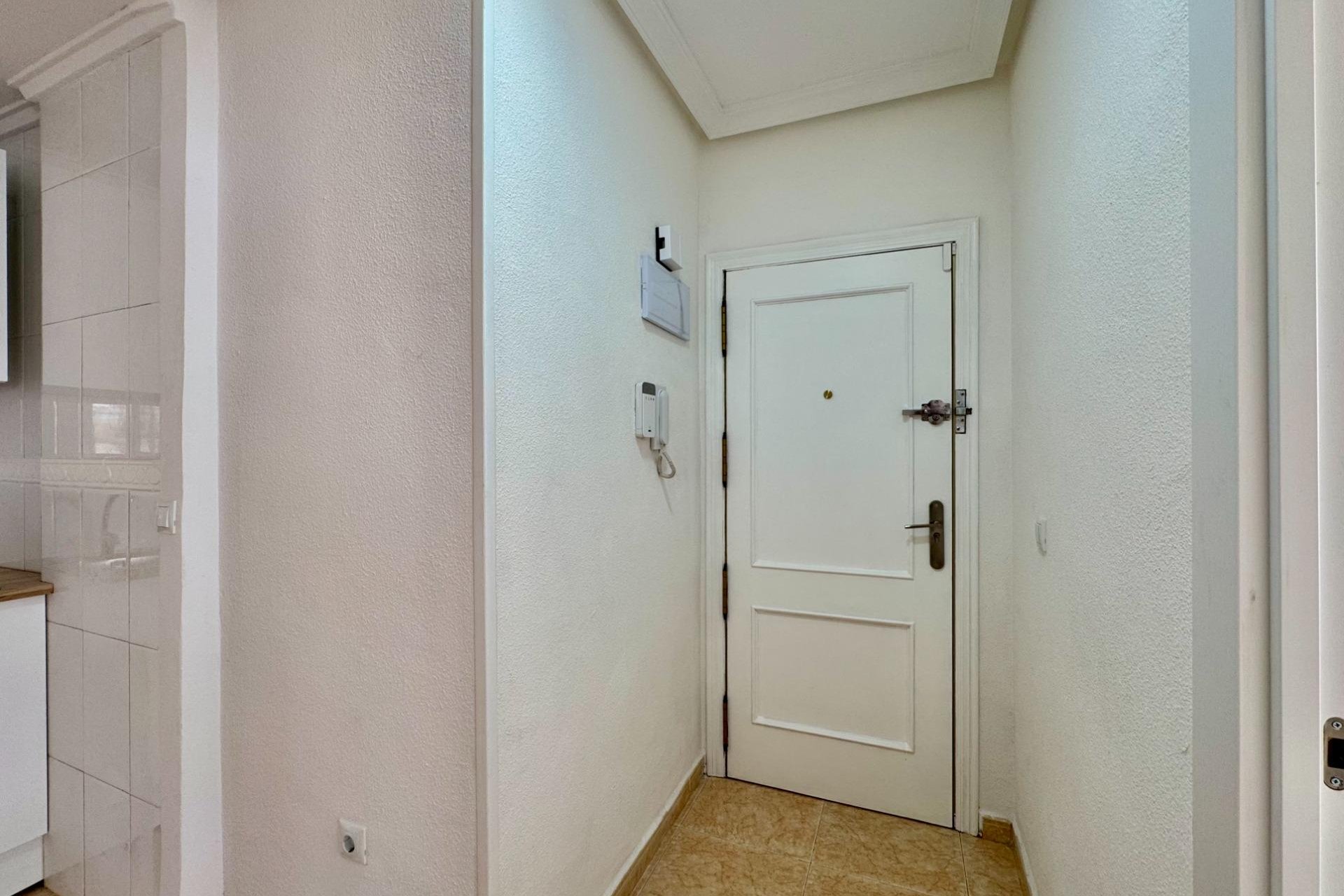 Herverkoop - Appartement -
Torrevieja - Centro