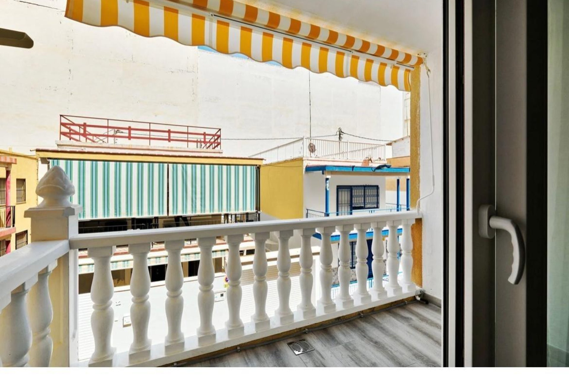 Herverkoop - Appartement -
Torrevieja - Centro