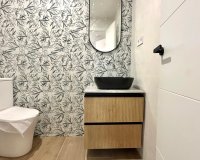 Herverkoop - Appartement -
Torrevieja - Centro