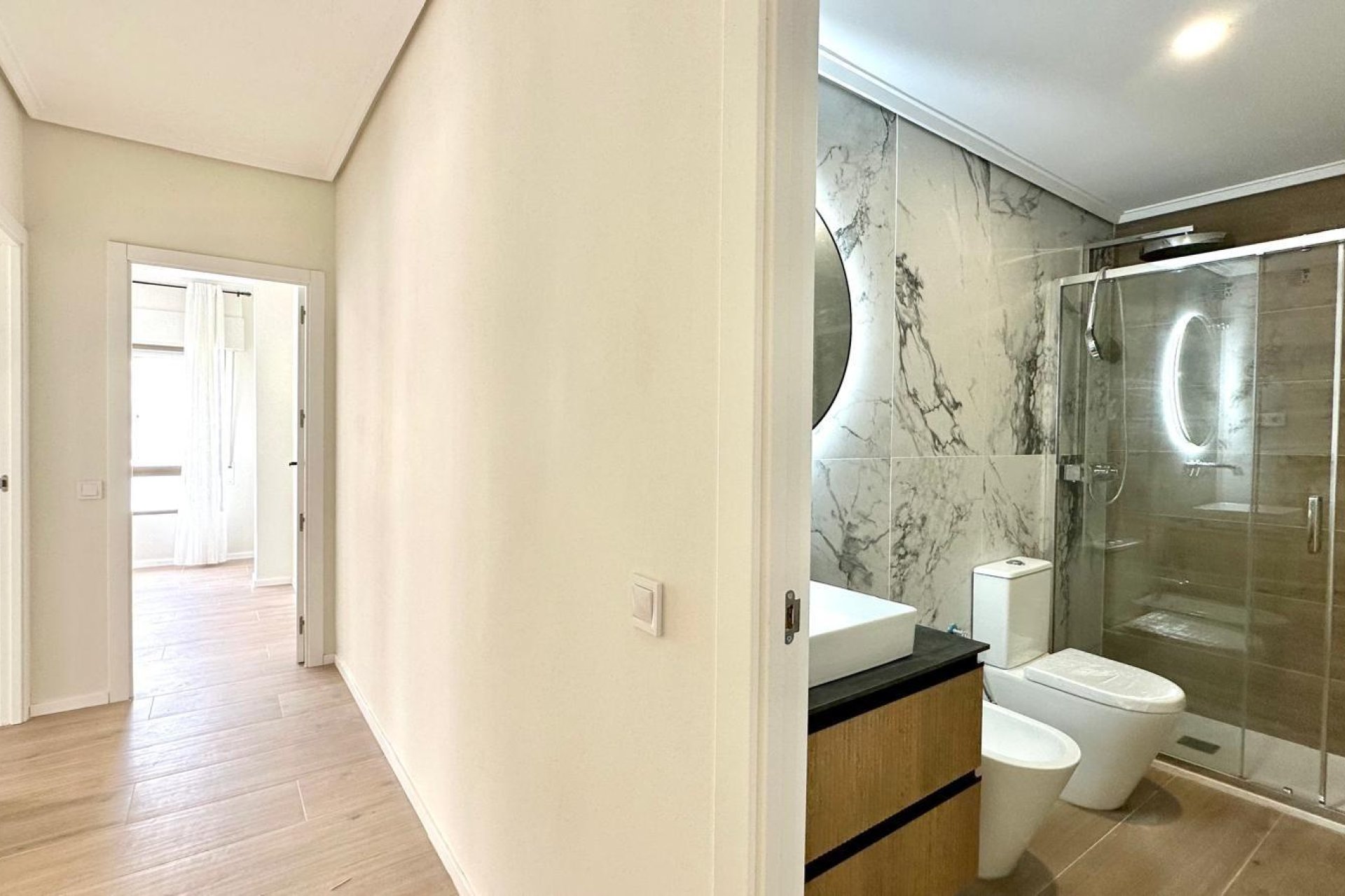 Herverkoop - Appartement -
Torrevieja - Centro