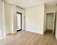 Herverkoop - Appartement -
Torrevieja - Centro