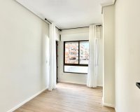Herverkoop - Appartement -
Torrevieja - Centro