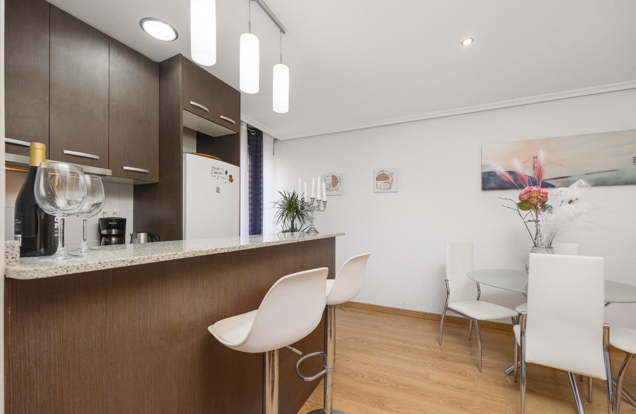 Herverkoop - Appartement -
Torrevieja - Centro