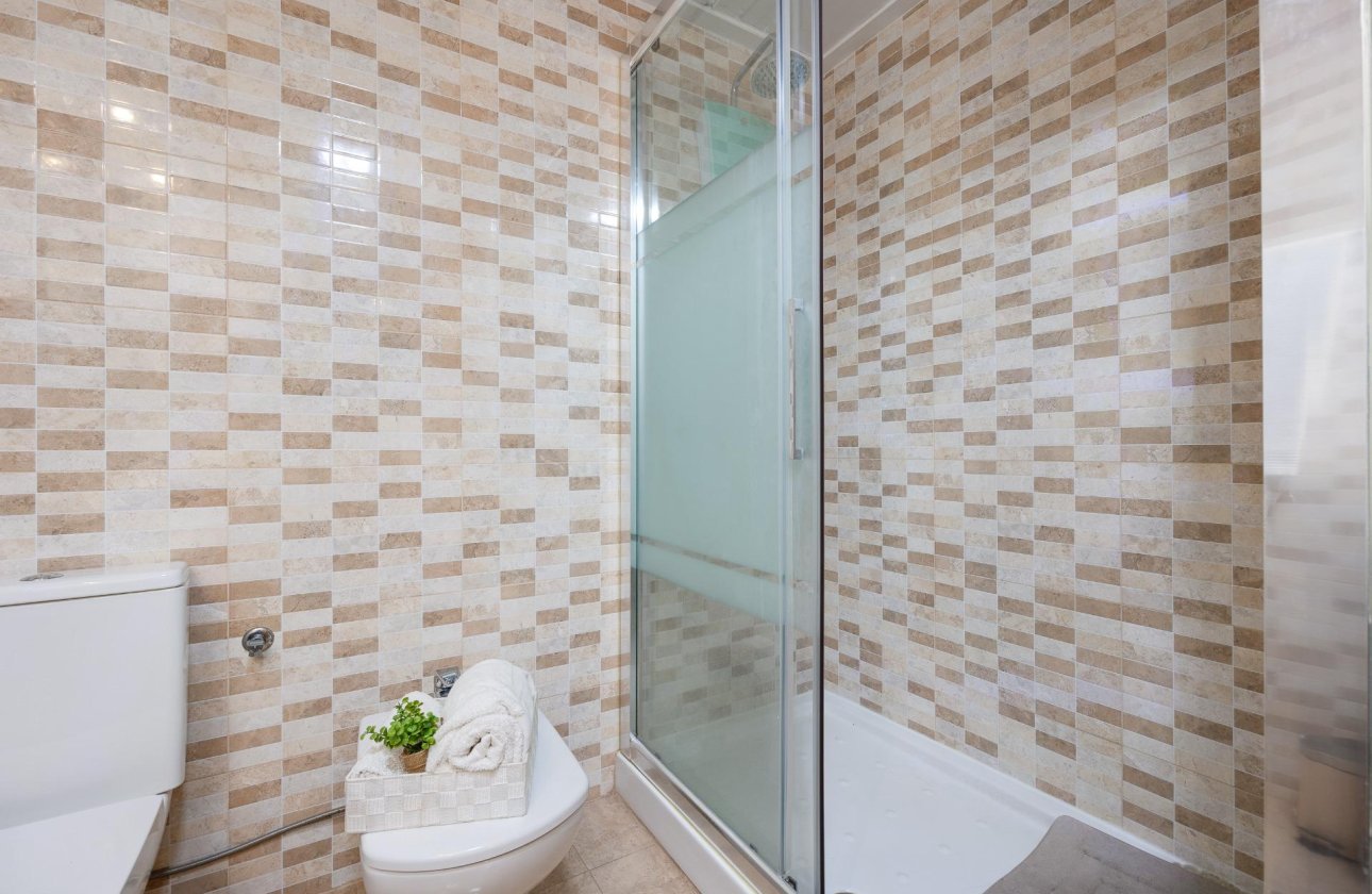 Herverkoop - Appartement -
Torrevieja - Centro