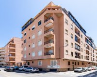 Herverkoop - Appartement -
Torrevieja - Centro