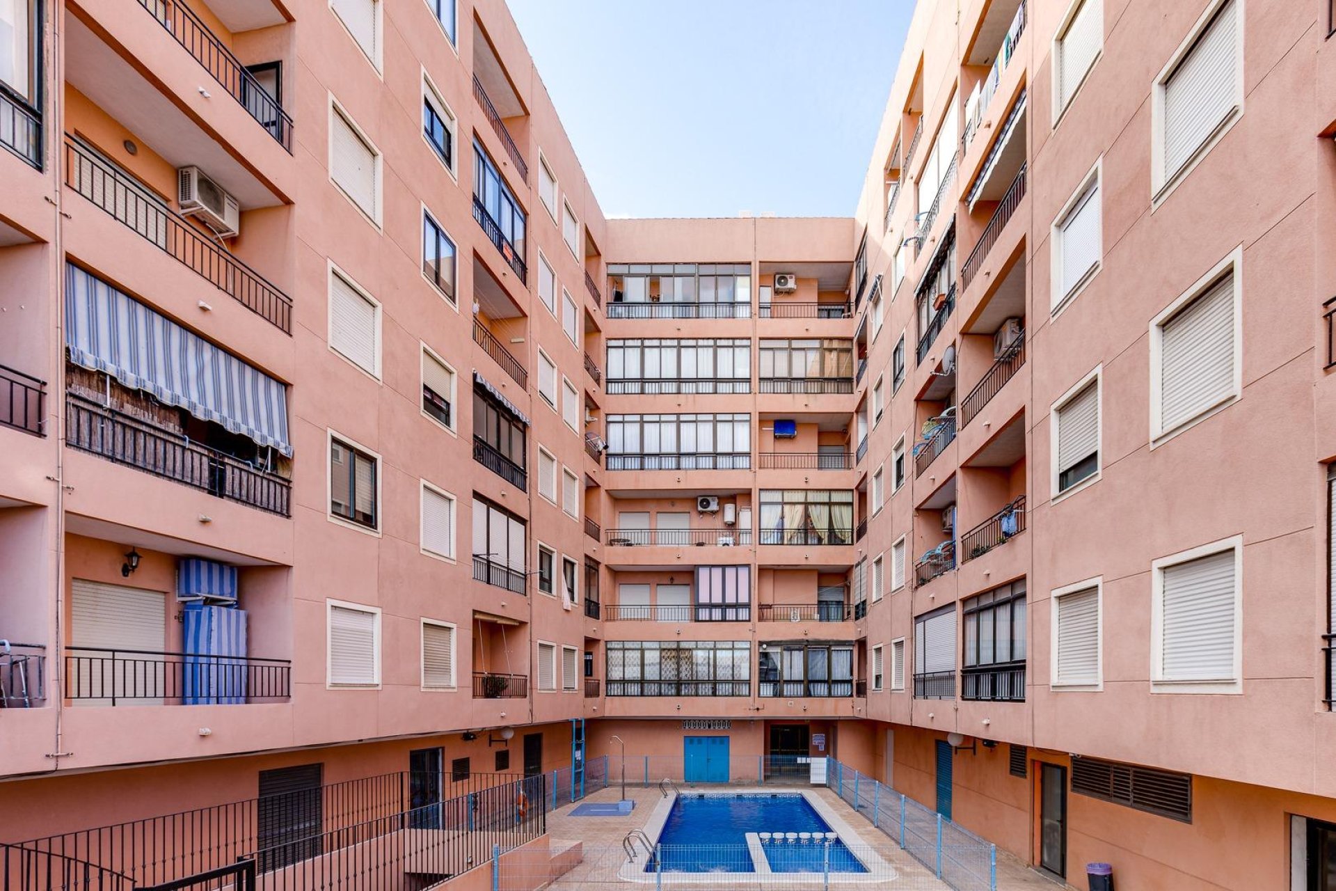 Herverkoop - Appartement -
Torrevieja - Centro