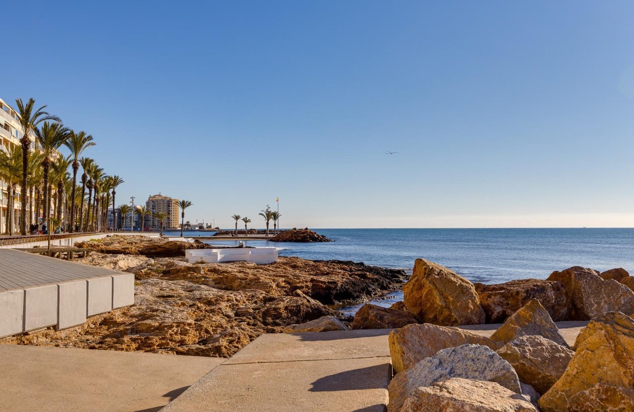 Herverkoop - Appartement -
Torrevieja - Centro