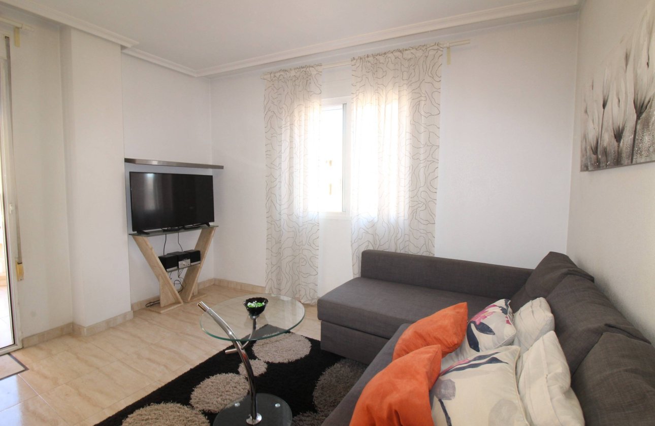 Herverkoop - Appartement -
Torrevieja - Centro