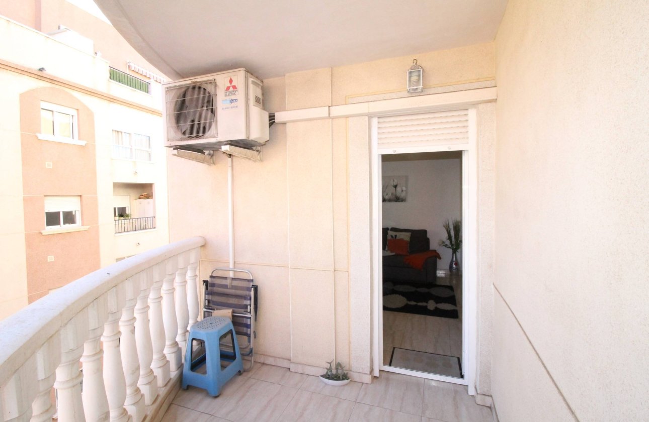 Herverkoop - Appartement -
Torrevieja - Centro