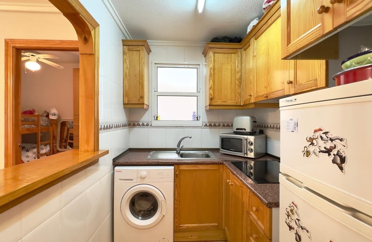 Herverkoop - Appartement -
Torrevieja - Centro