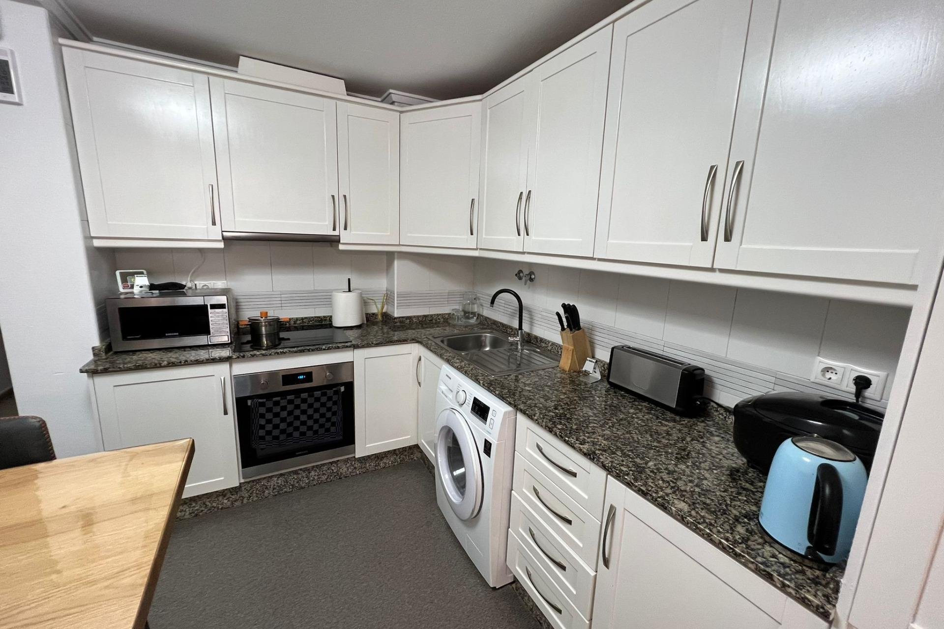 Herverkoop - Appartement -
Torrevieja - Centro