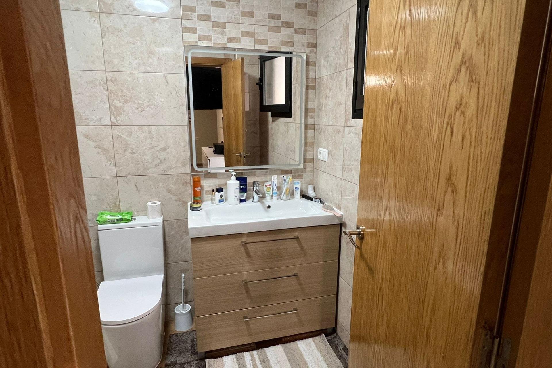 Herverkoop - Appartement -
Torrevieja - Centro