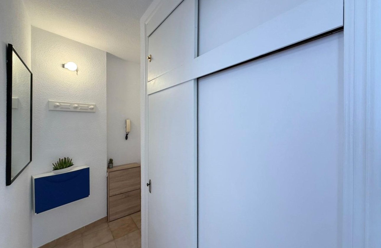 Herverkoop - Appartement -
Torrevieja - Centro