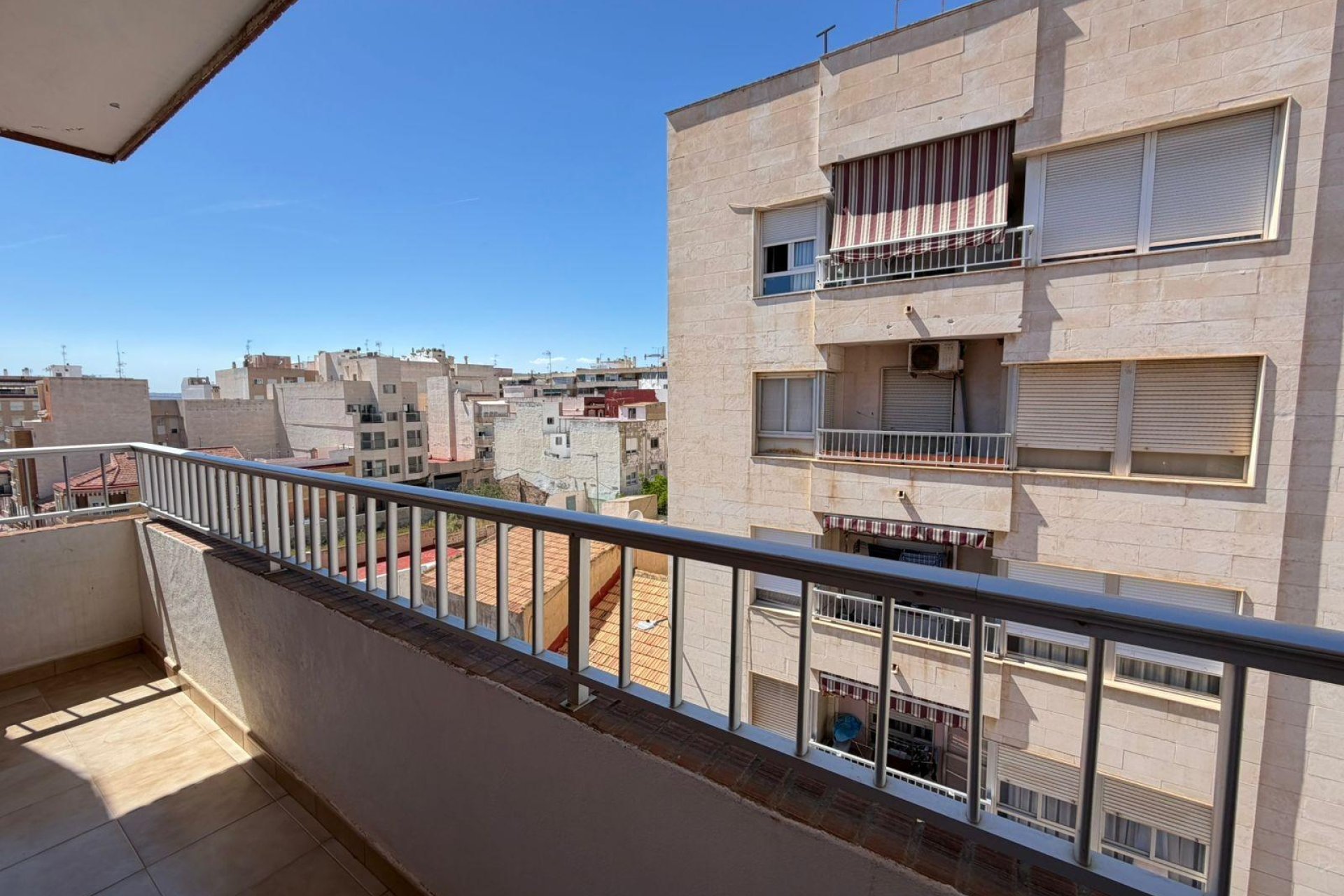 Herverkoop - Appartement -
Torrevieja - Centro