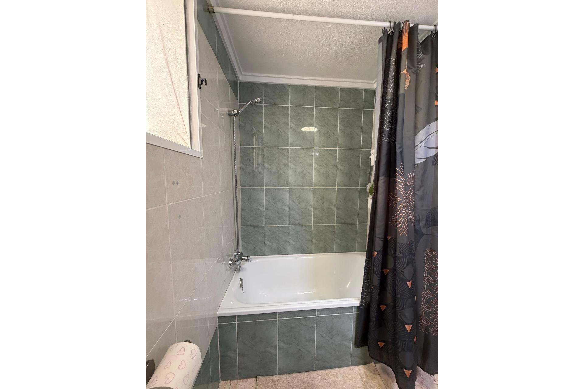 Herverkoop - Appartement -
Torrevieja - Centro