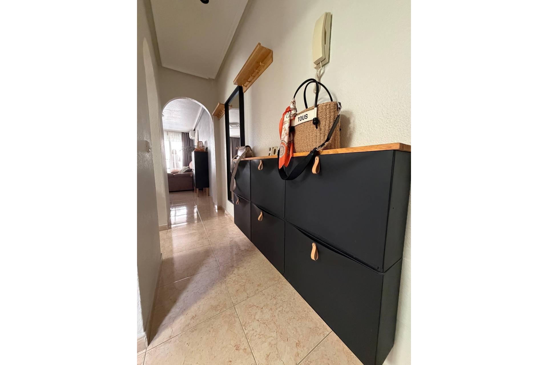 Herverkoop - Appartement -
Torrevieja - Centro