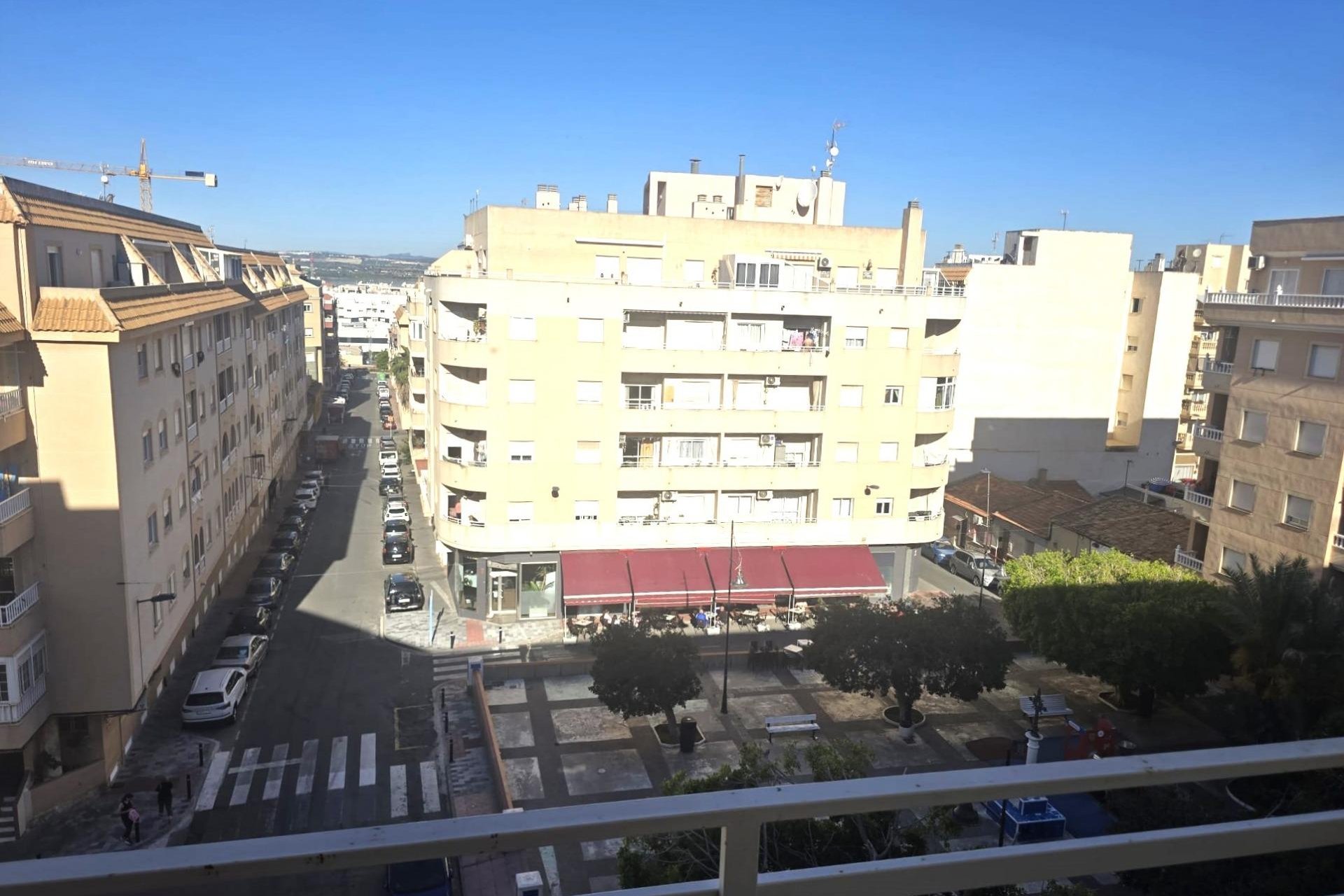 Herverkoop - Appartement -
Torrevieja - Centro