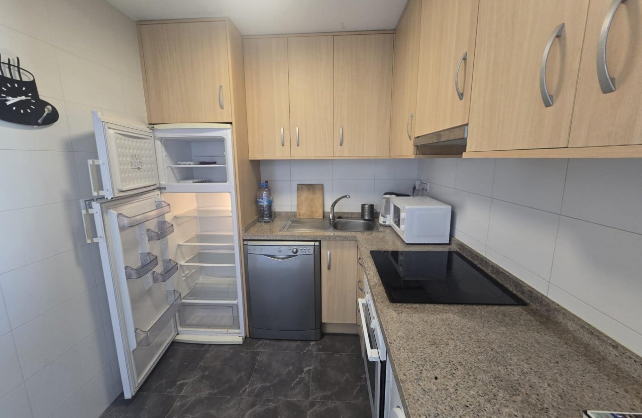 Herverkoop - Appartement -
Torrevieja - Centro