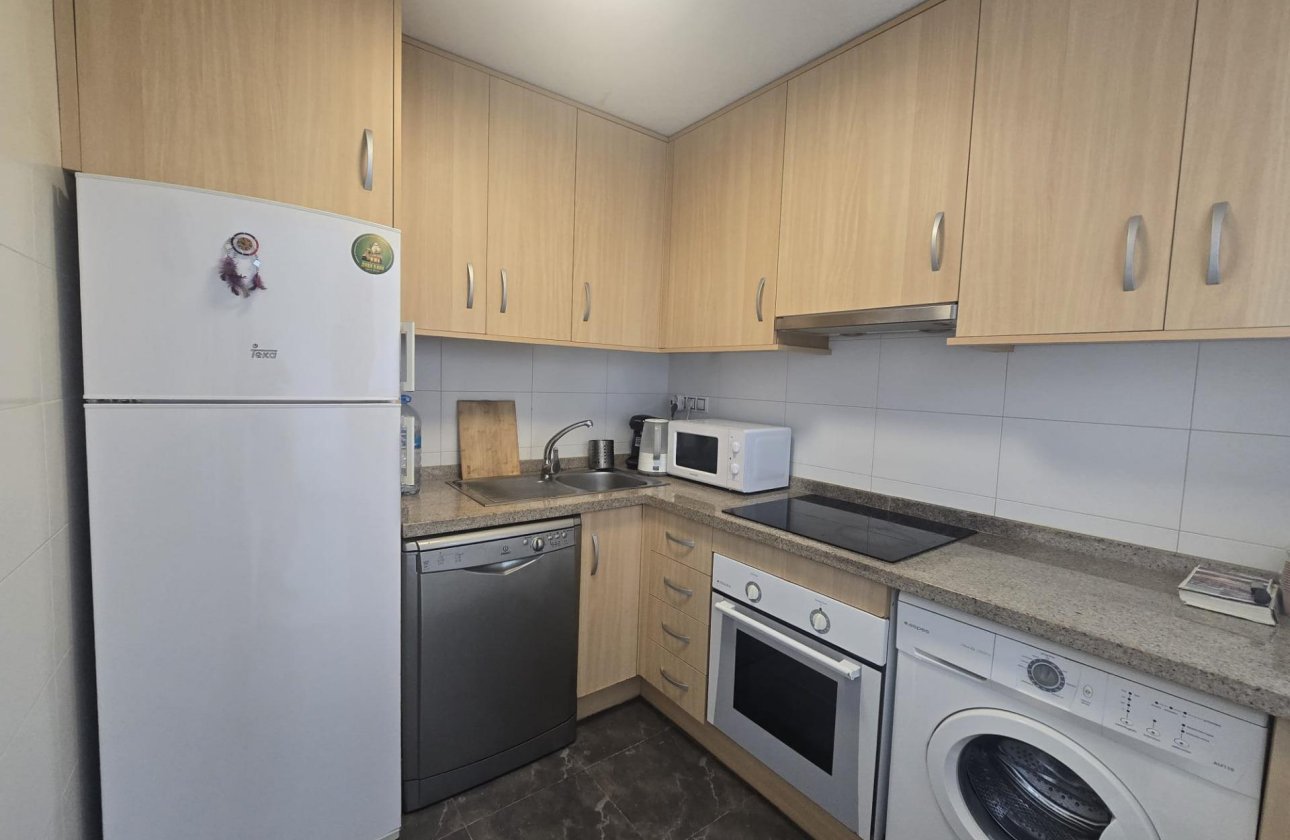 Herverkoop - Appartement -
Torrevieja - Centro