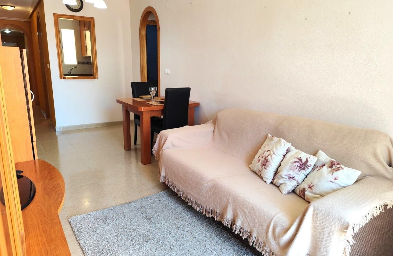 Herverkoop - Appartement -
Torrevieja - Centro
