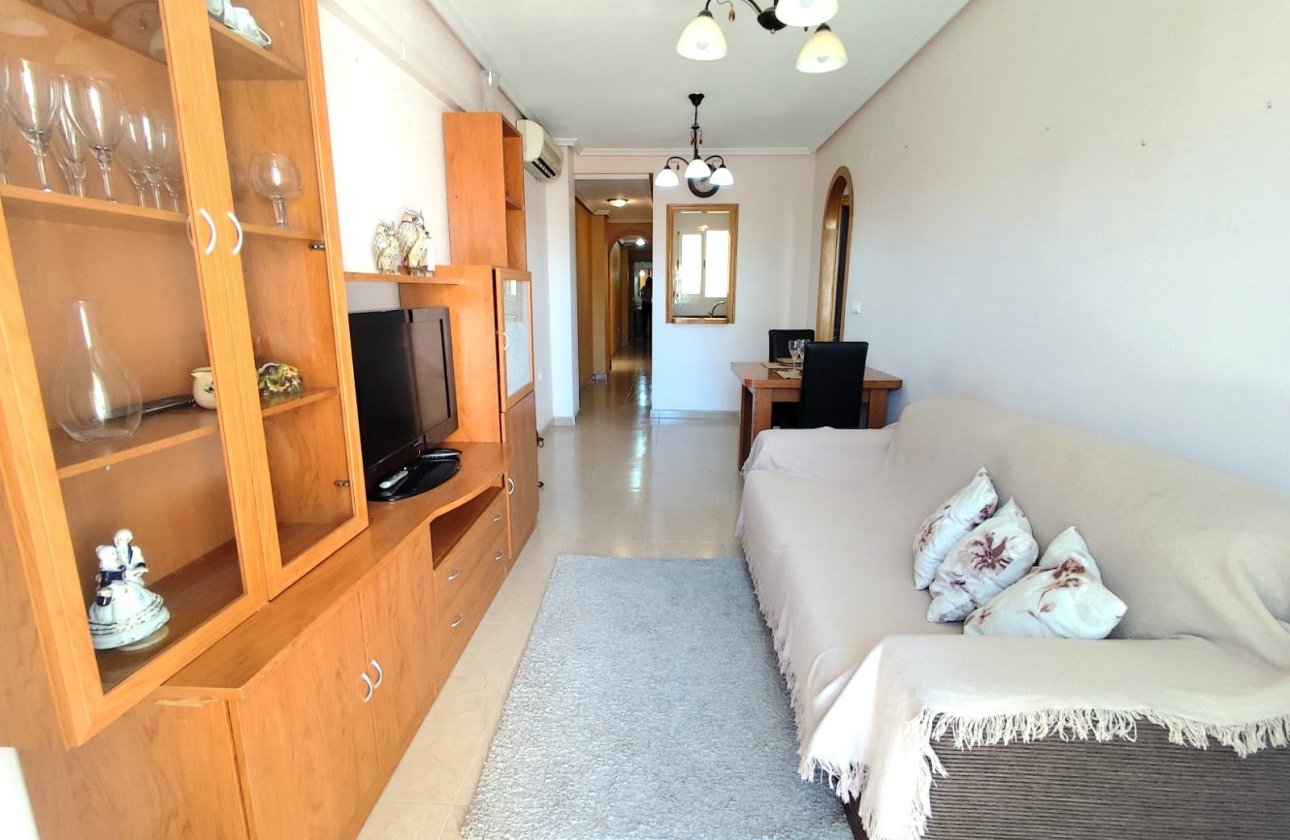 Herverkoop - Appartement -
Torrevieja - Centro